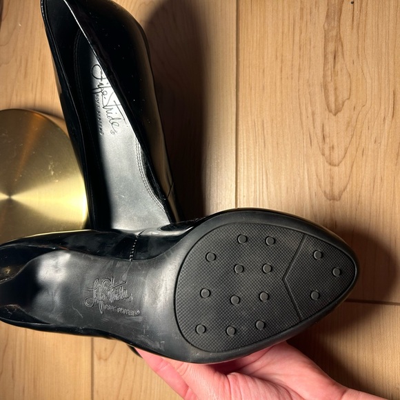 Life Stride Comfort Heels - Picture 3 of 4